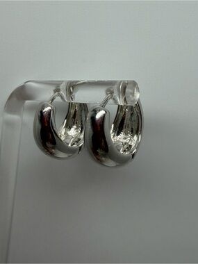 925 Sterling Silver stamped with Rhodium Huggies Hoops Earrings